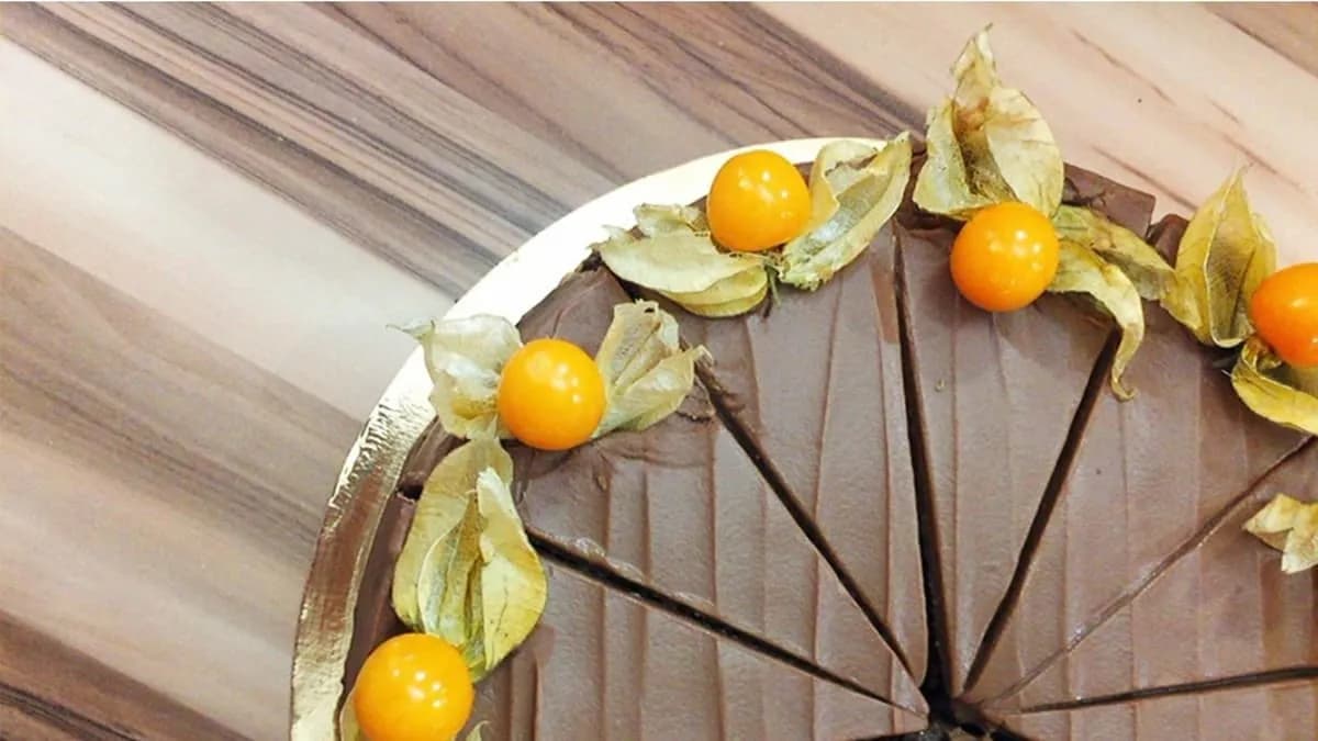 8 szeletes, kis méretű belga tejcsokoládékrémmel