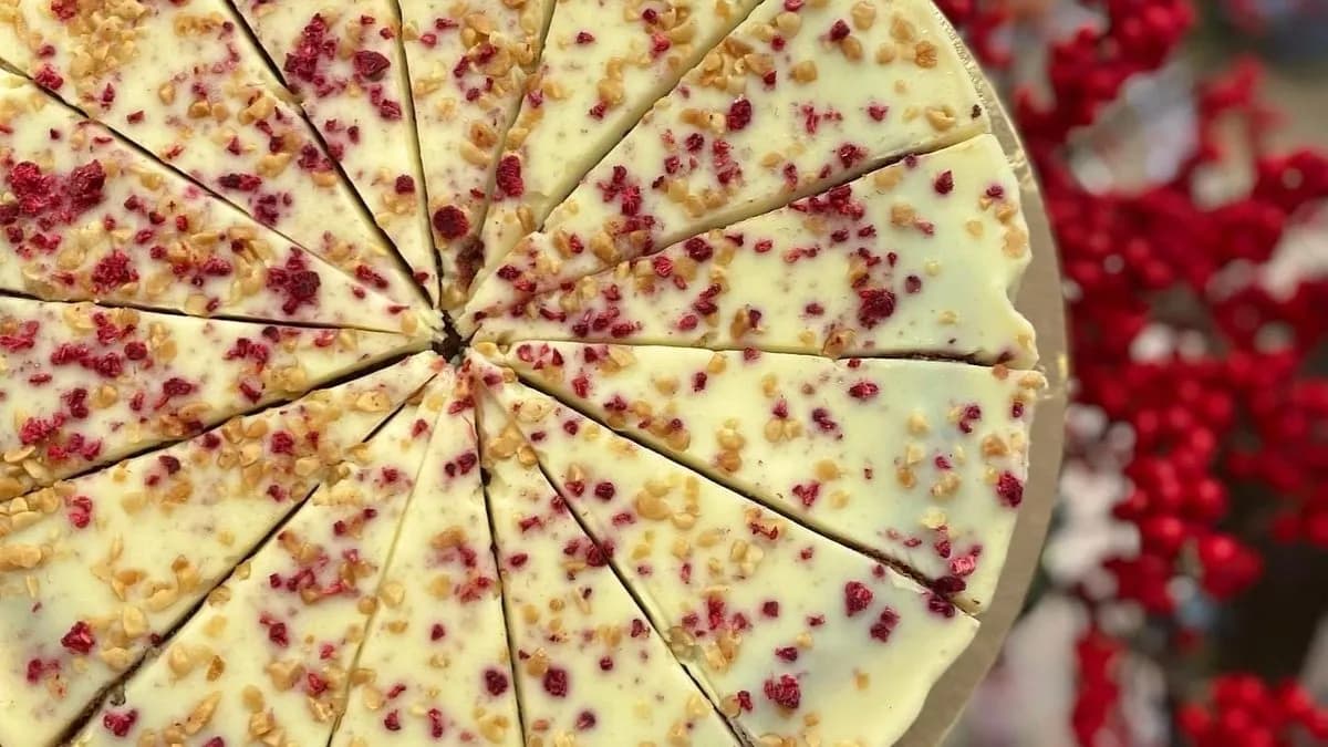 Fehércsokoládé torta (glutén-, cukormentes)