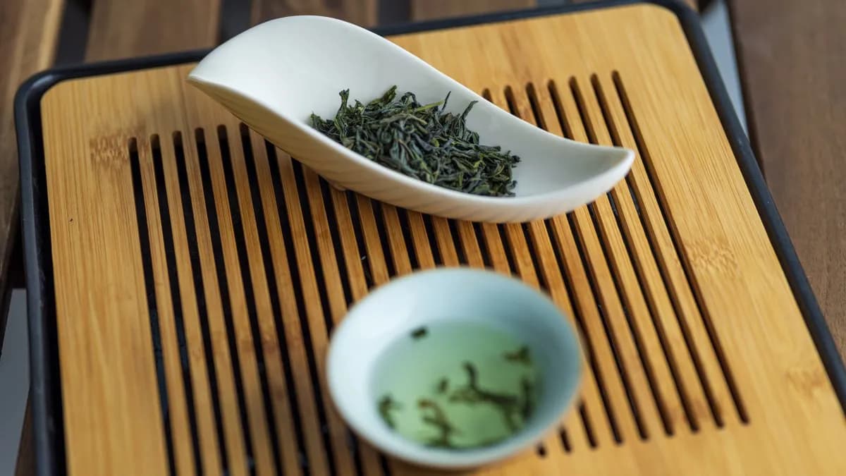 Mester készítette Lu'Ai Guapian Zöld Tea