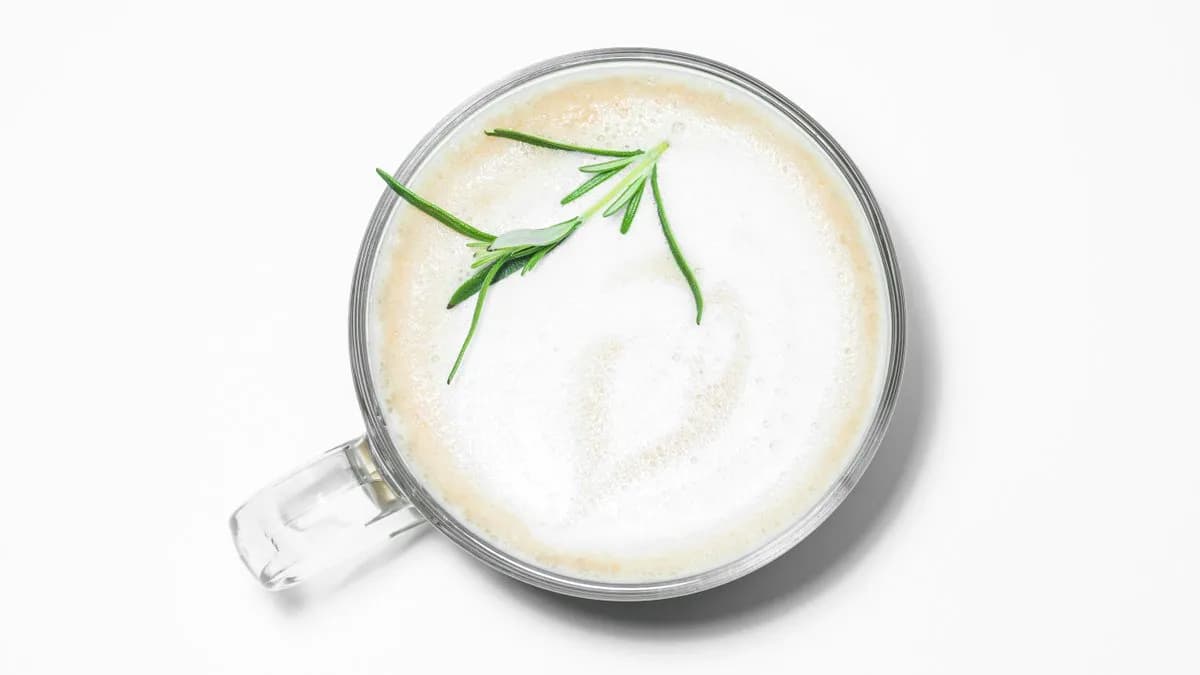 Nagy Piros Palást Tea Latte