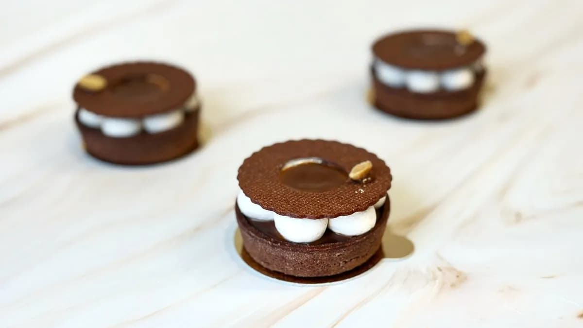 Sós karamell, tejcsokoládé, sós mogyoró tart