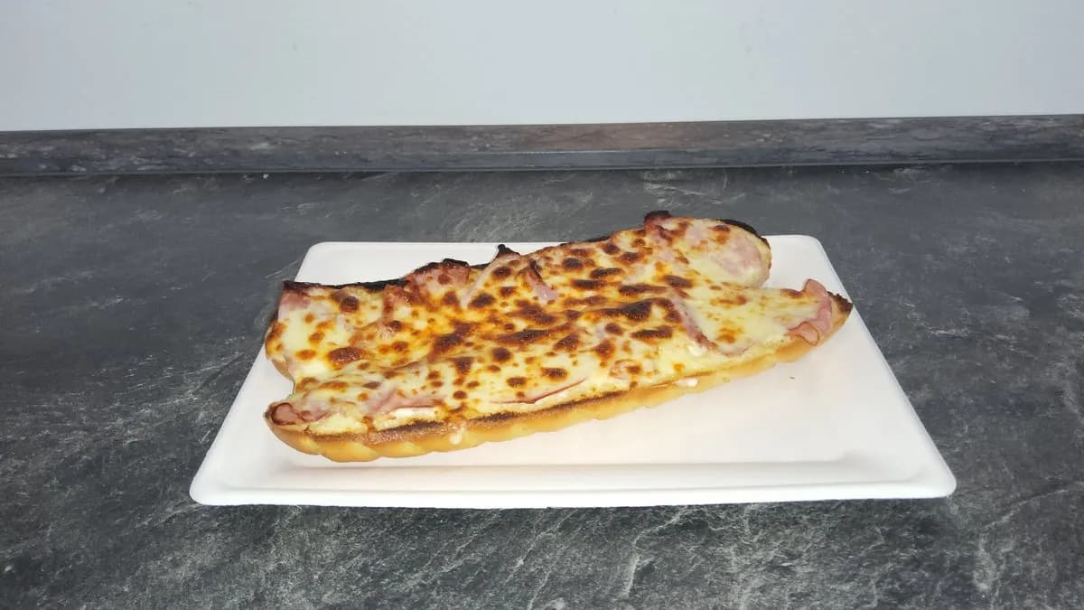 Combsonkás melegszendvics