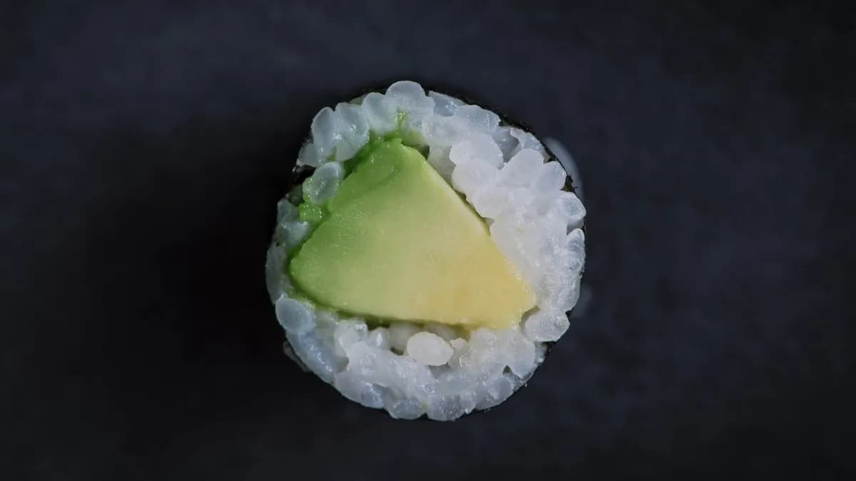 AVOKADO MAKI 6db