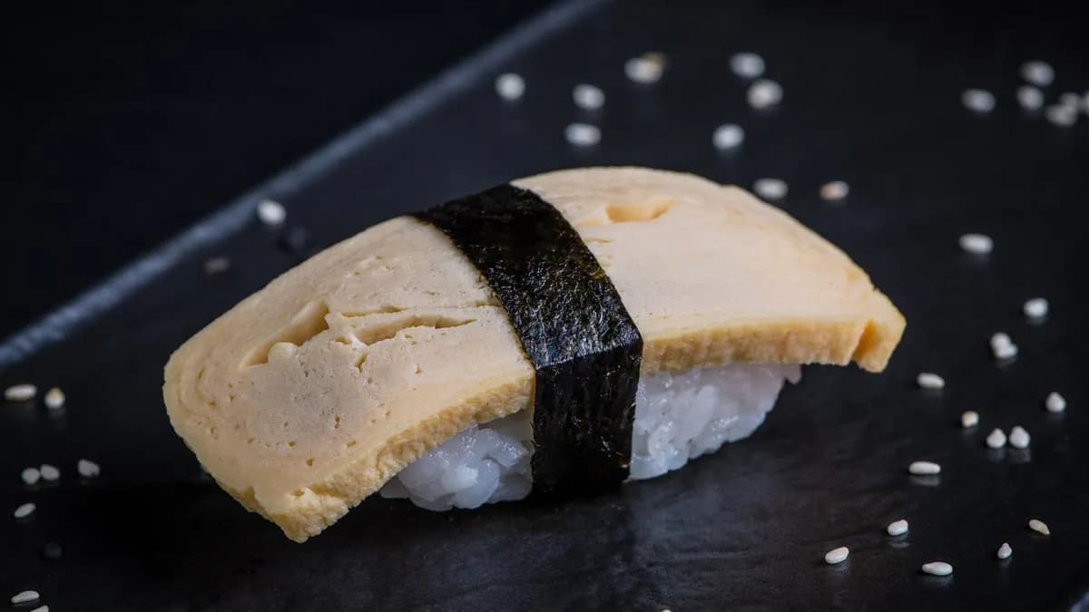 TAMAGO nigiri