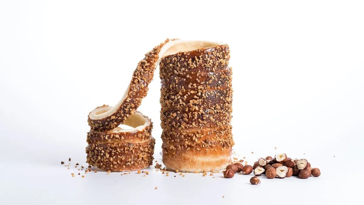 Pörkölt mogyorós kürtőskalács