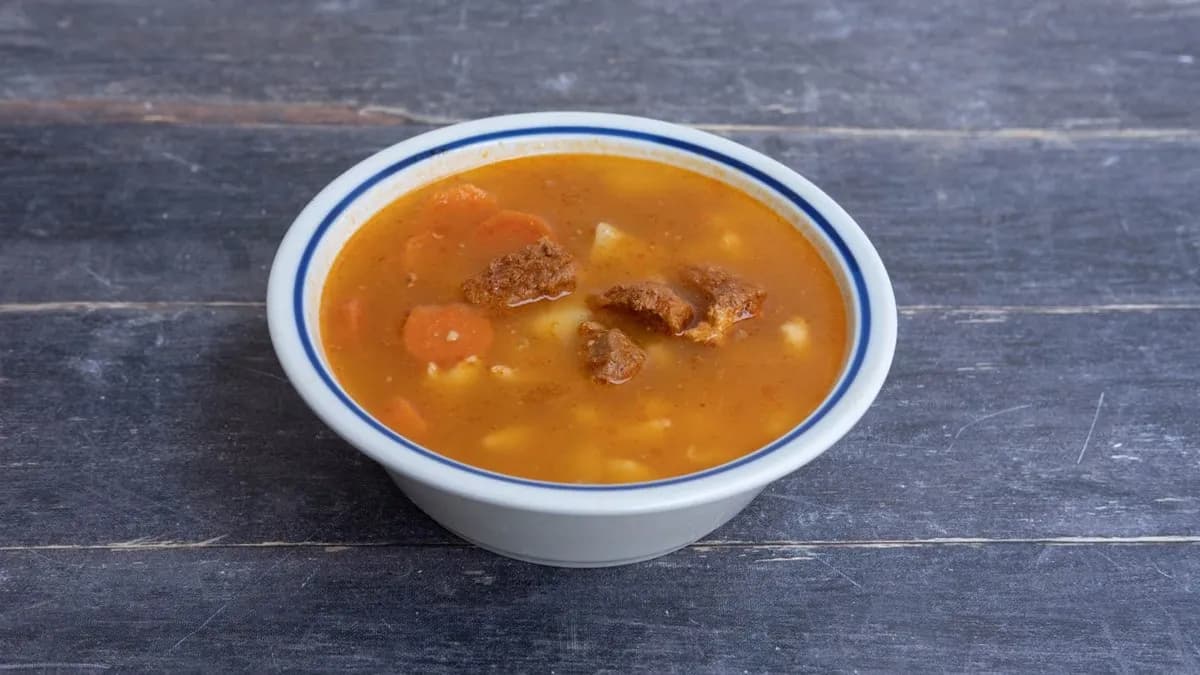 Gulyásleves (marhahusbol)