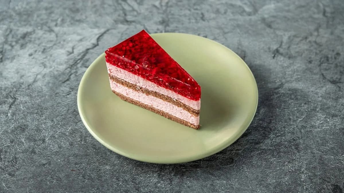 Joghurtos málnatorta