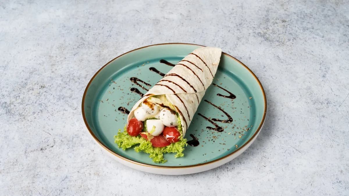 Mozzarella wrap