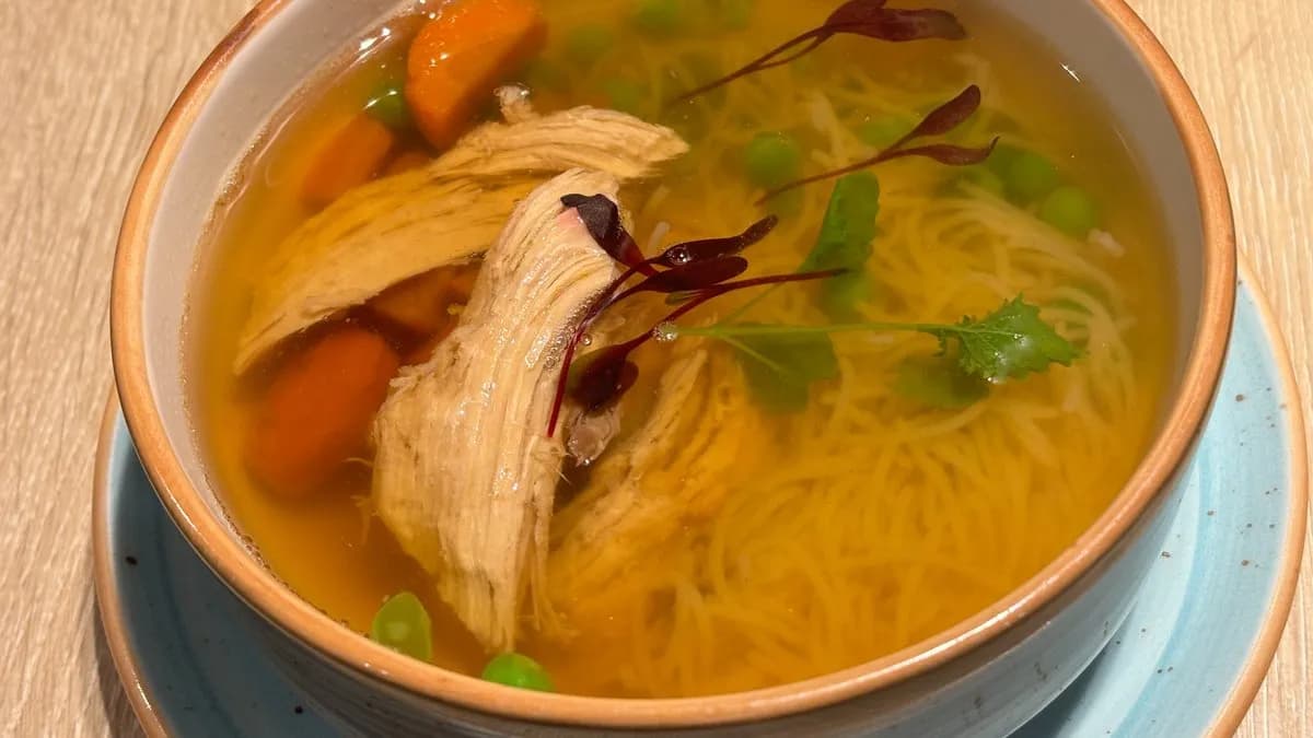 Tyúkhúsleves cérnametélt