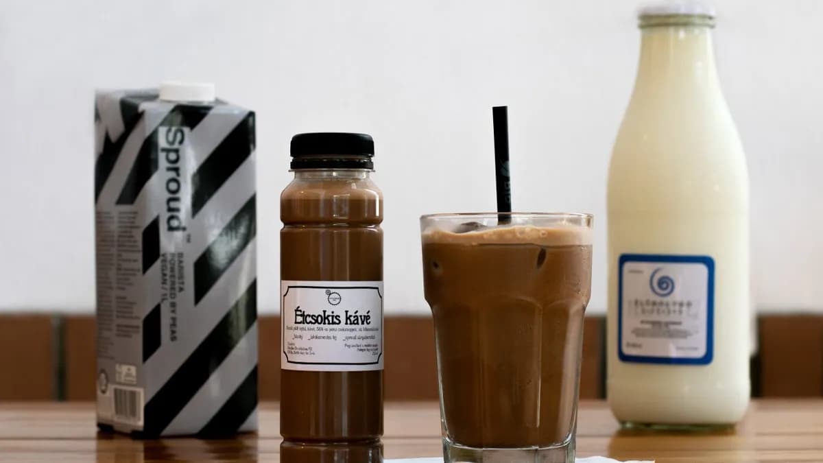 Jeges étcsokis kávé