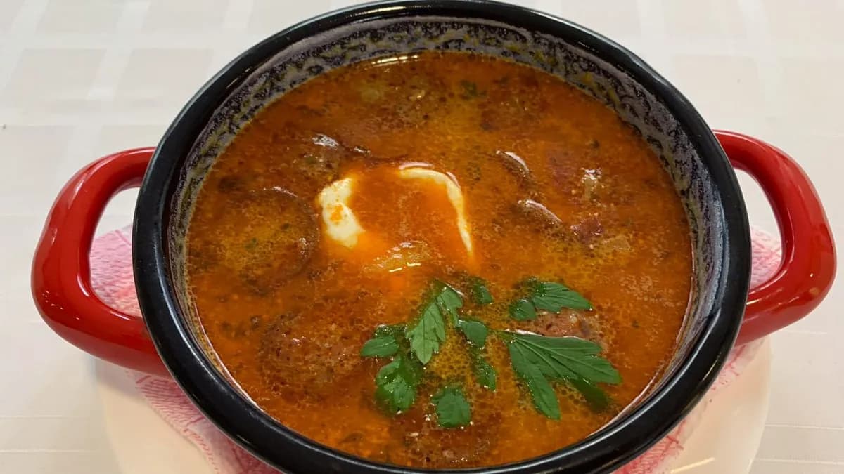 Bakonyi betyárleves