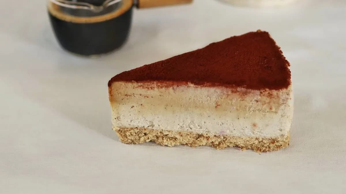 Tiramisu tortaszelet