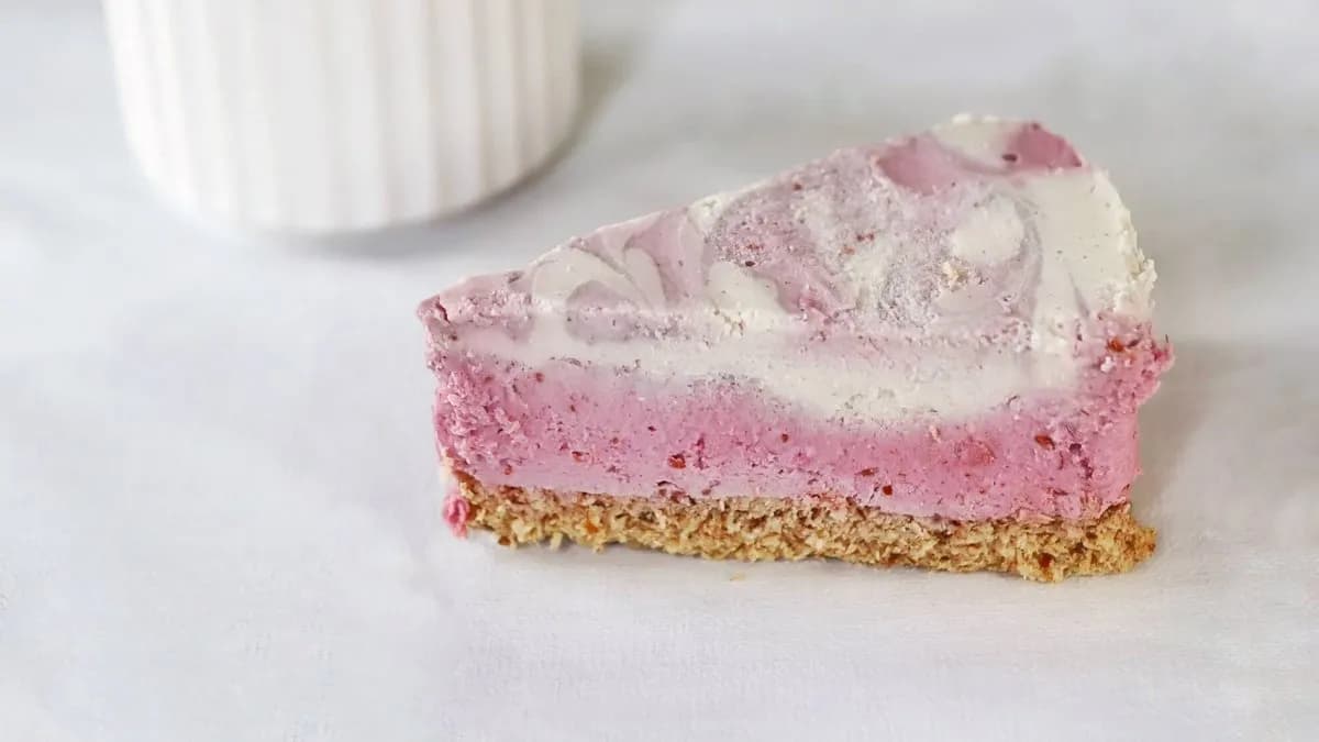 Málnás tortaszelet