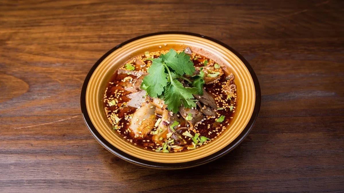 20. Párolt marhahúsos leveses tészta (csípős, leveses) 🌶️