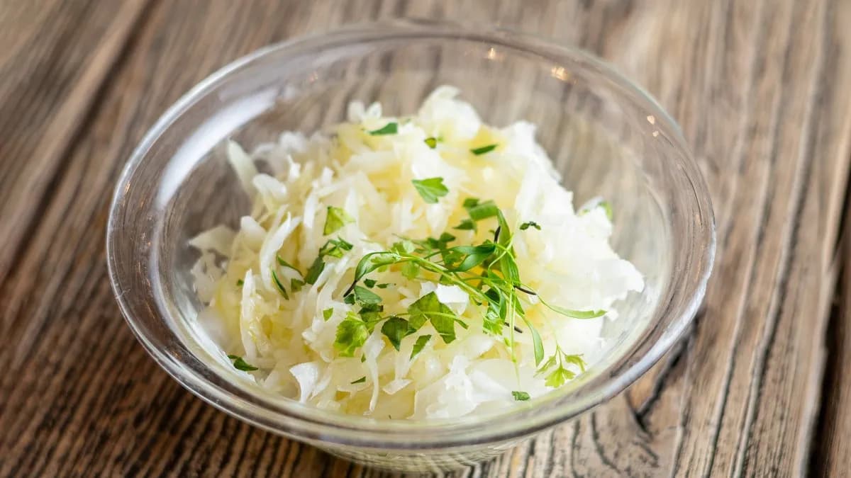 HÁZI KÁPOSZTASALÁTA