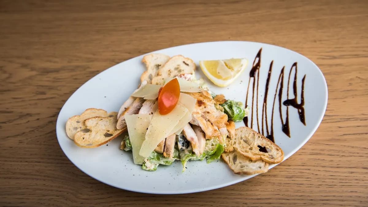 Cézár Saláta Csirkével