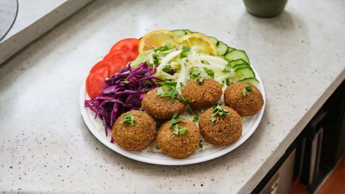 Falafel kis tál