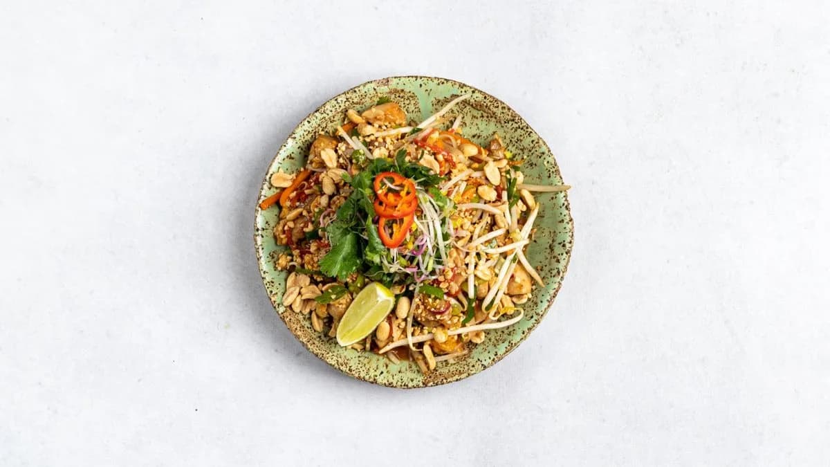 Pad thai z wołowiną