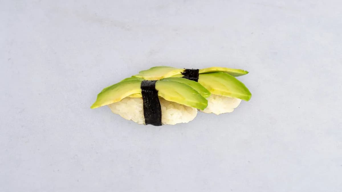 Nigiri awokado