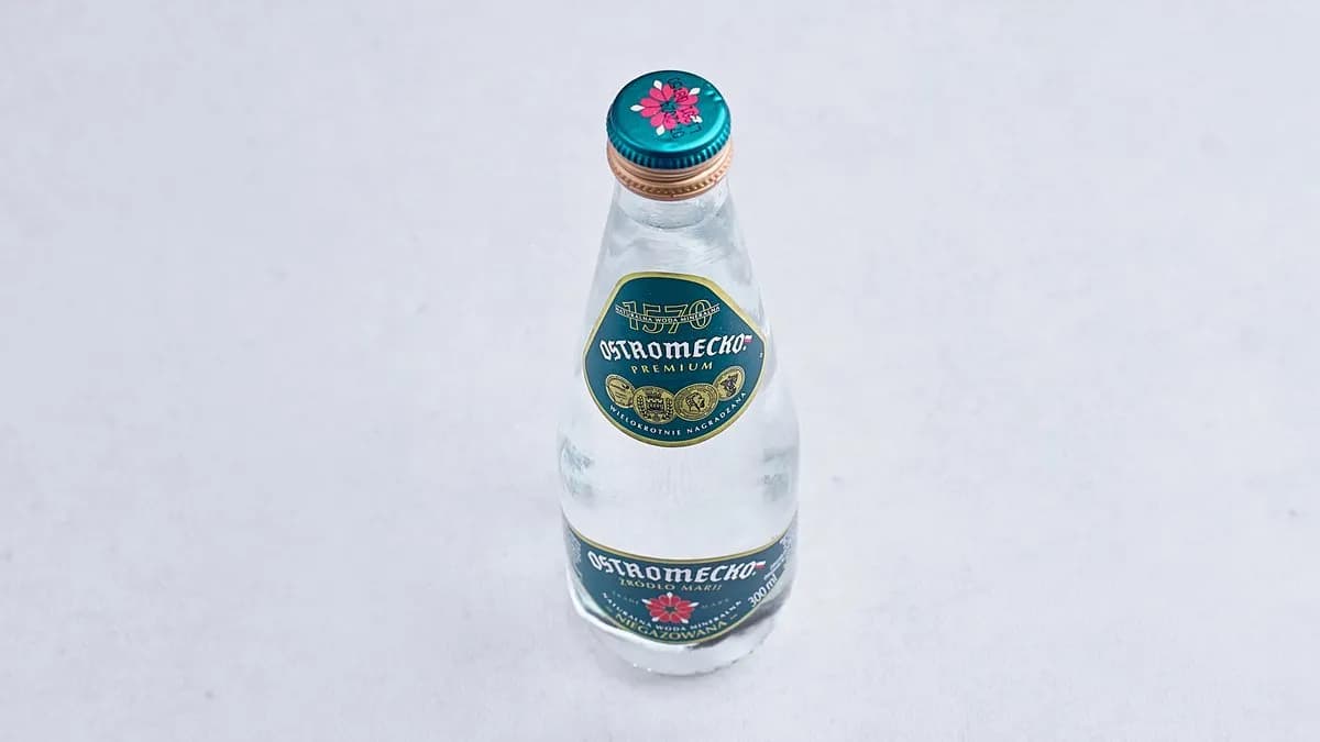 Woda ostromecko premium 0,7 l