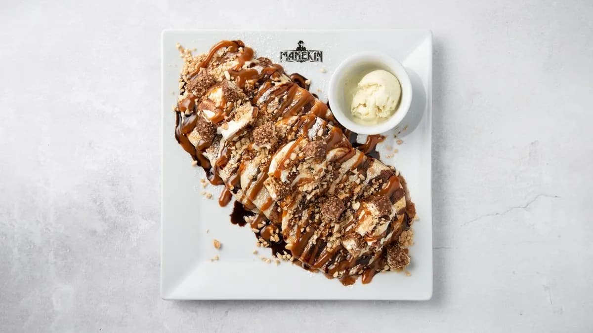 Pan. Maxi King, mascarpone, orzechy ziemne, sos