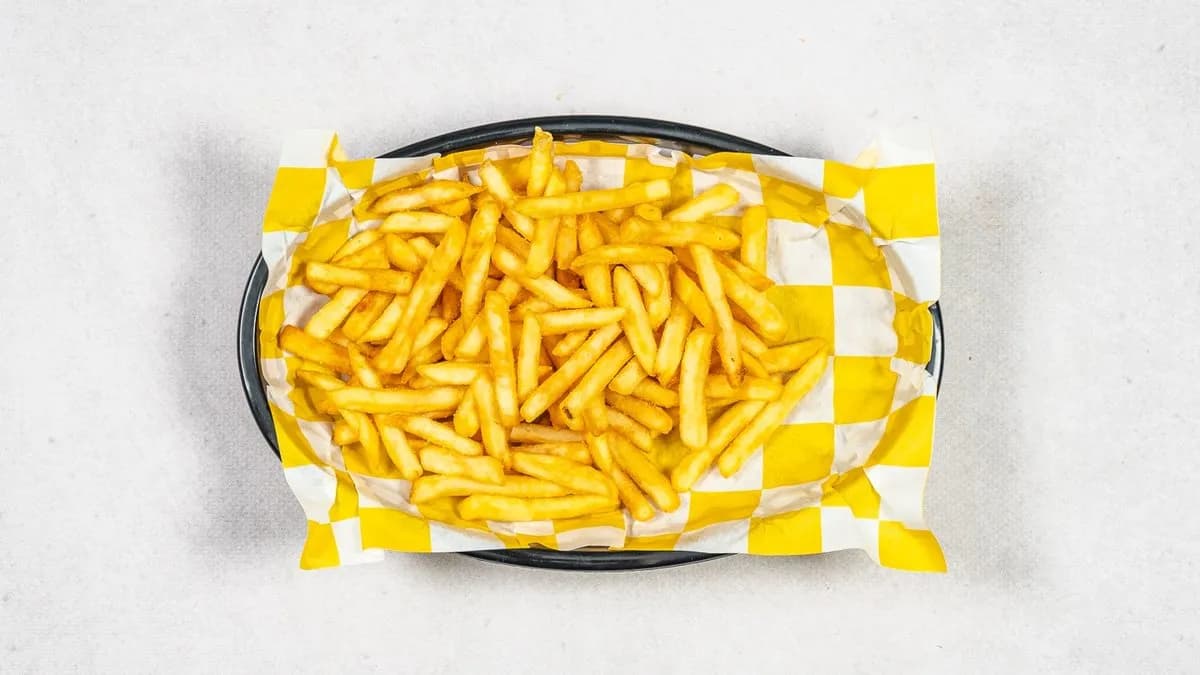 Cienkie fryty z sosem do wyboru