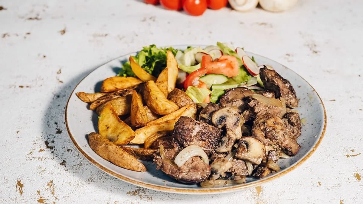 Wątróbka z pieczarkami