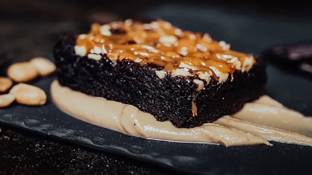 Brownie z masłem orzechowym