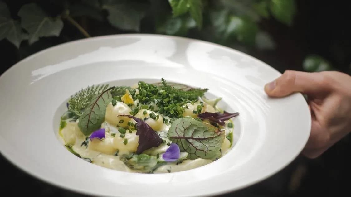 Penne z kurczakiem i szparagami