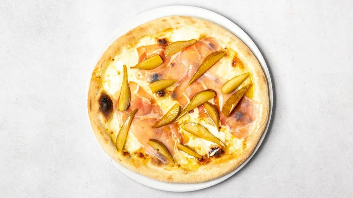 Pizza z karmelizowaną gruszką
