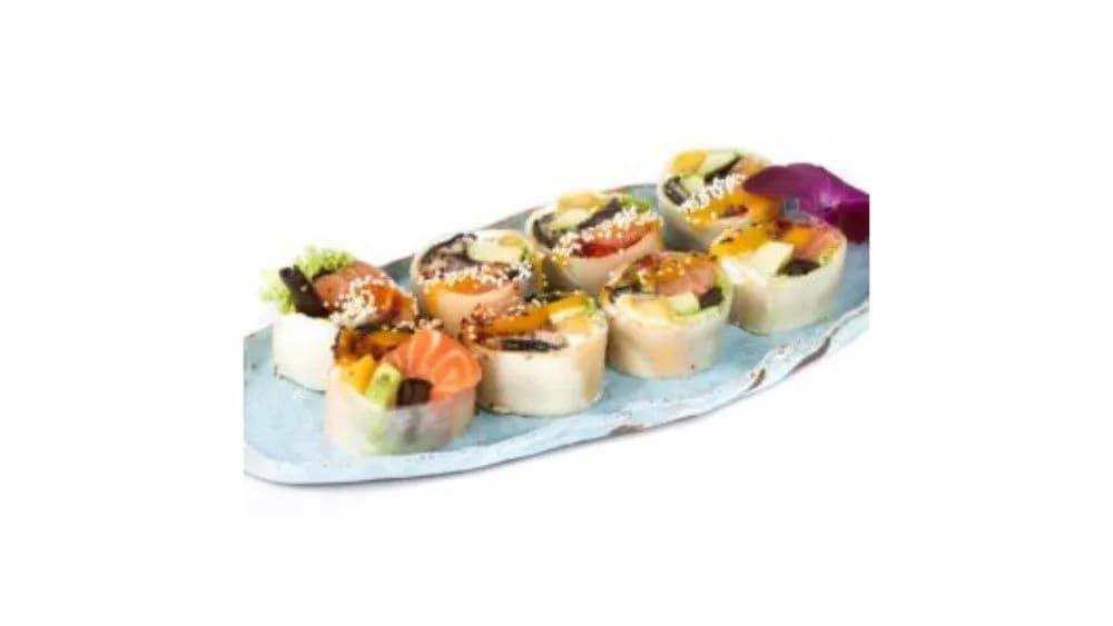 Sashimi roll z łososiem i węgorzem