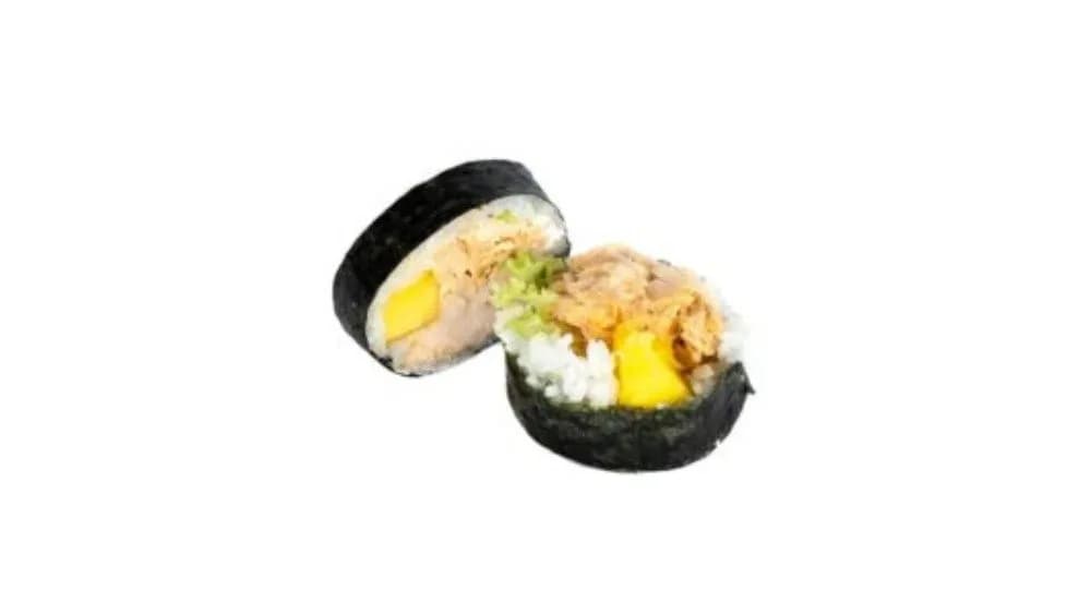 Futomaki z pieczonym na ostro łososiem i mango