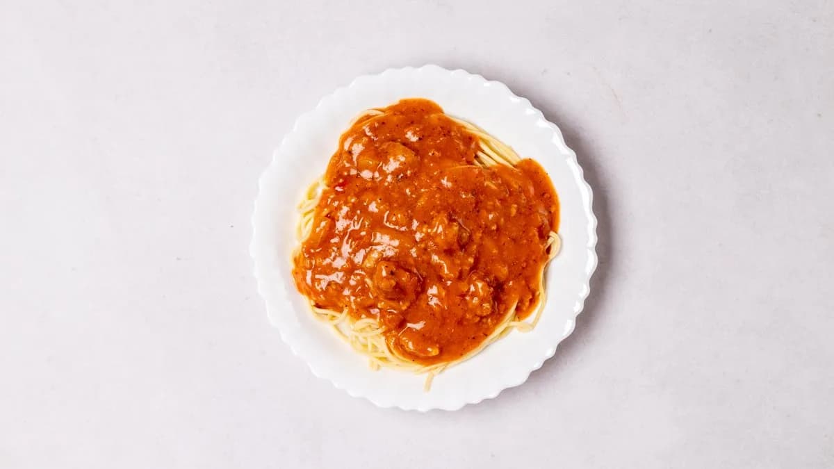 Spaghetti z sosem bolońskim