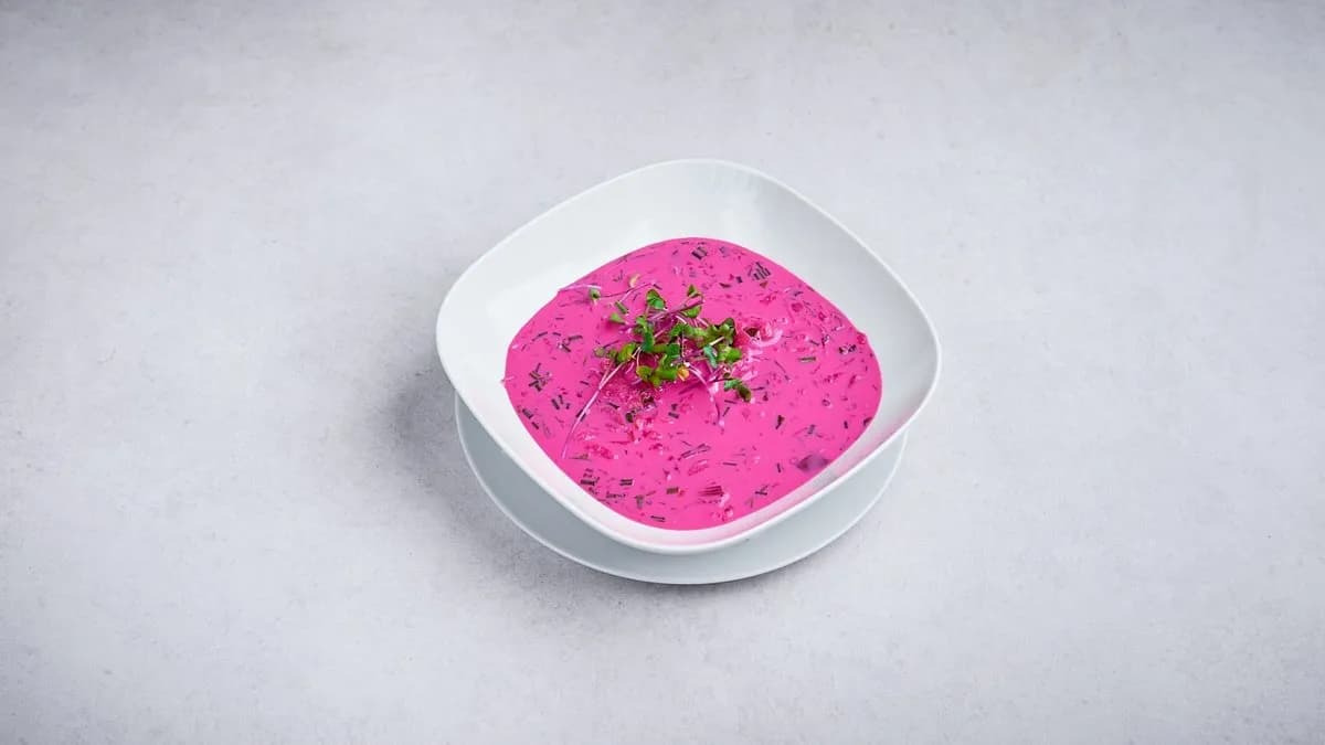 Chłodnik litewski z jajkiem