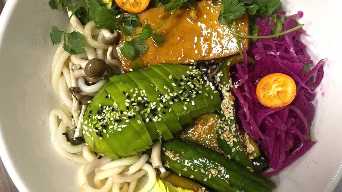 Duszone tofu w pomarańczach i sosie Hoisin