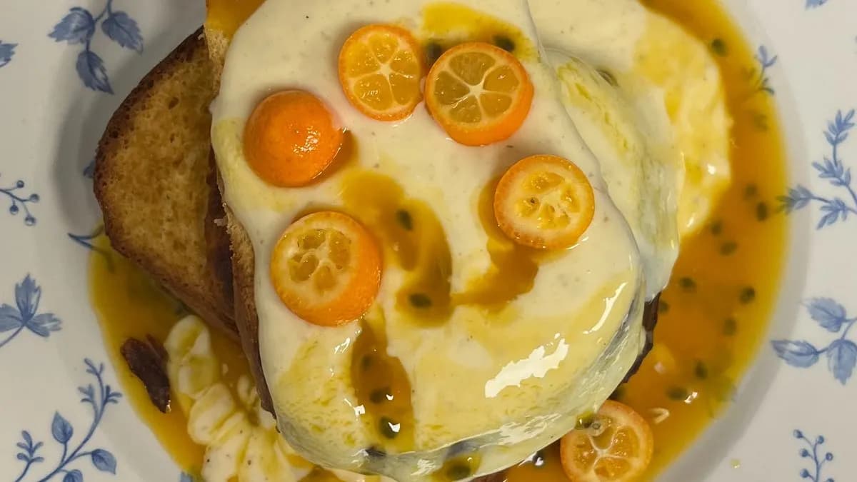 Tost francuski z kardamonowym crème paâtissière