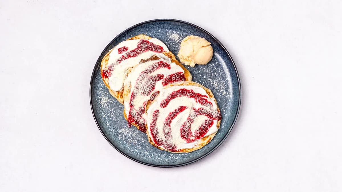 Pancakes malina biała czekolada