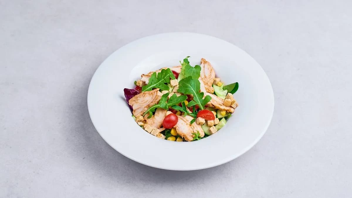 Sałatka z kurczakiem