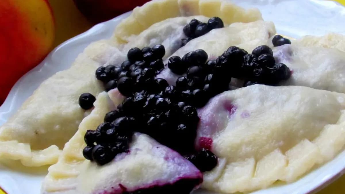 Pierogi z Jagodami / Dumplings with Berries