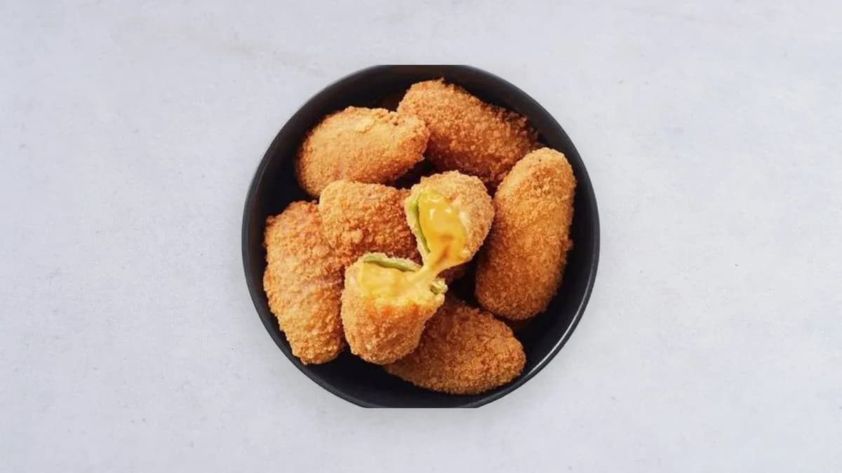 Nuggetsy z serem cheddar i papryczką jalapeño