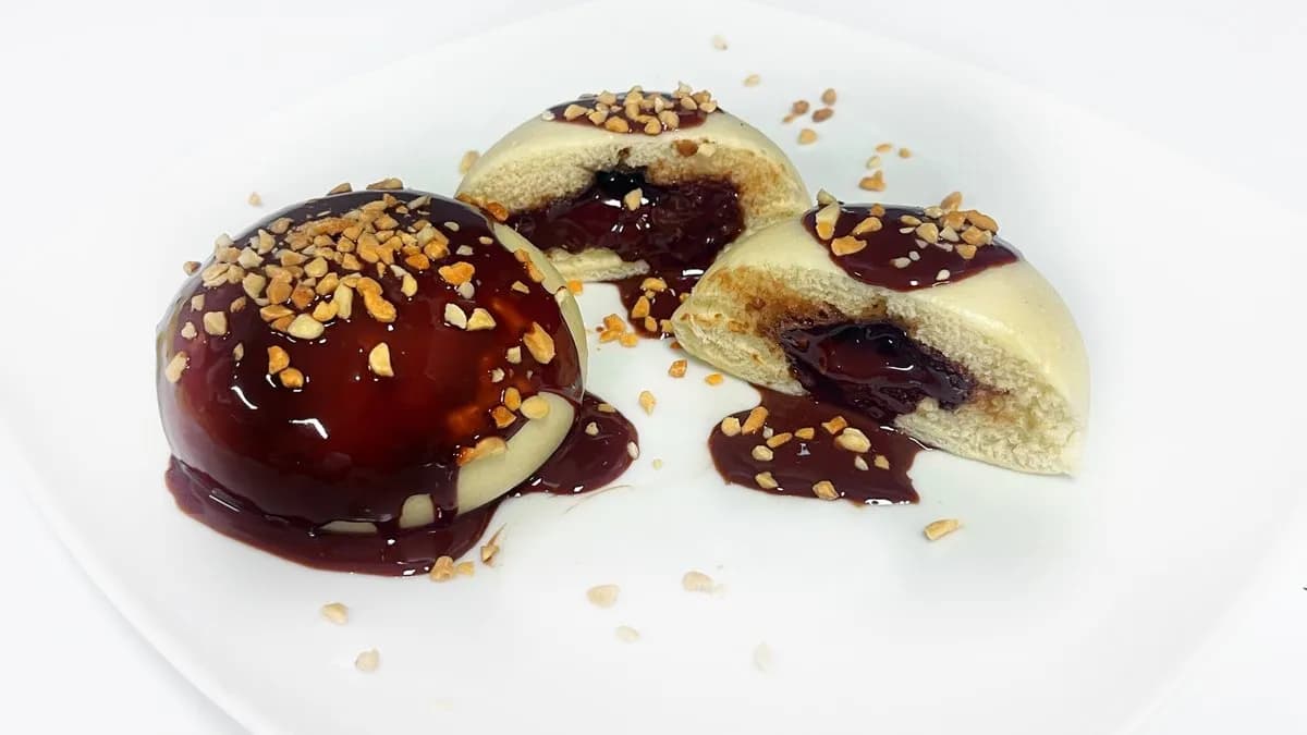 Czekoladowe Bao z sosem Czekoladowym