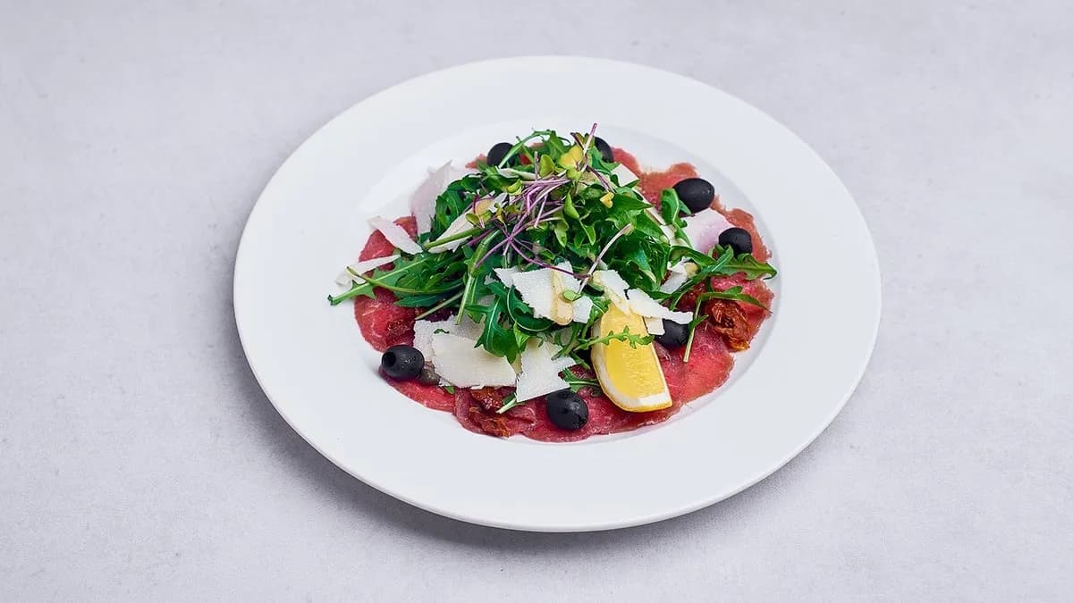 Carpaccio z polędwicy wołowej