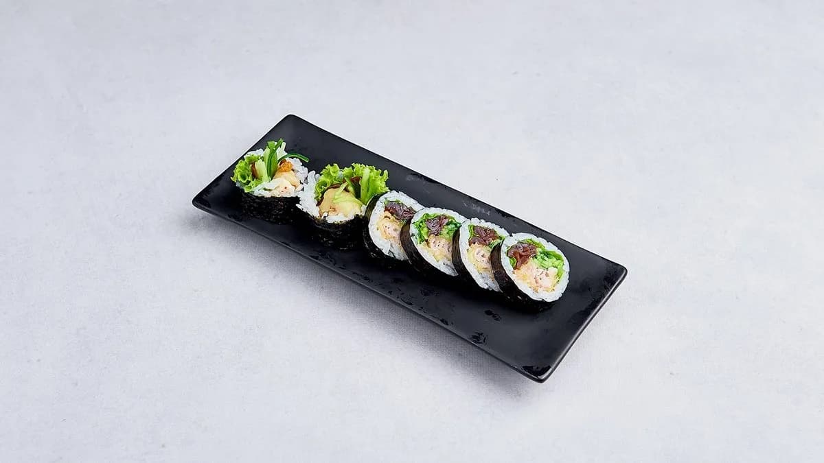 Futomaki tuńczyk w tempurze
