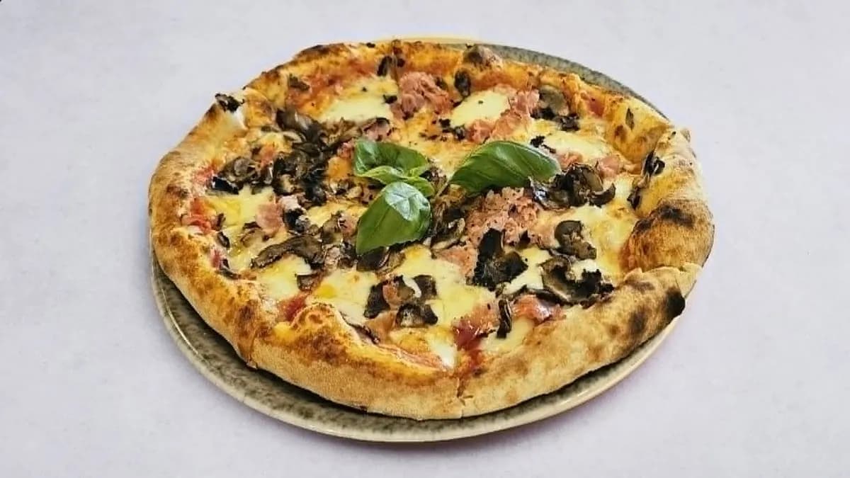 Prosciutto e funghi