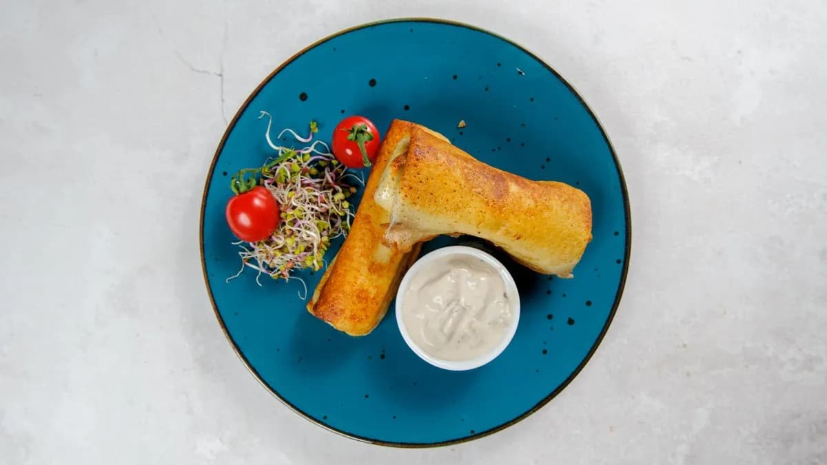 Mlynci - naleśniki faszerowane mięsem