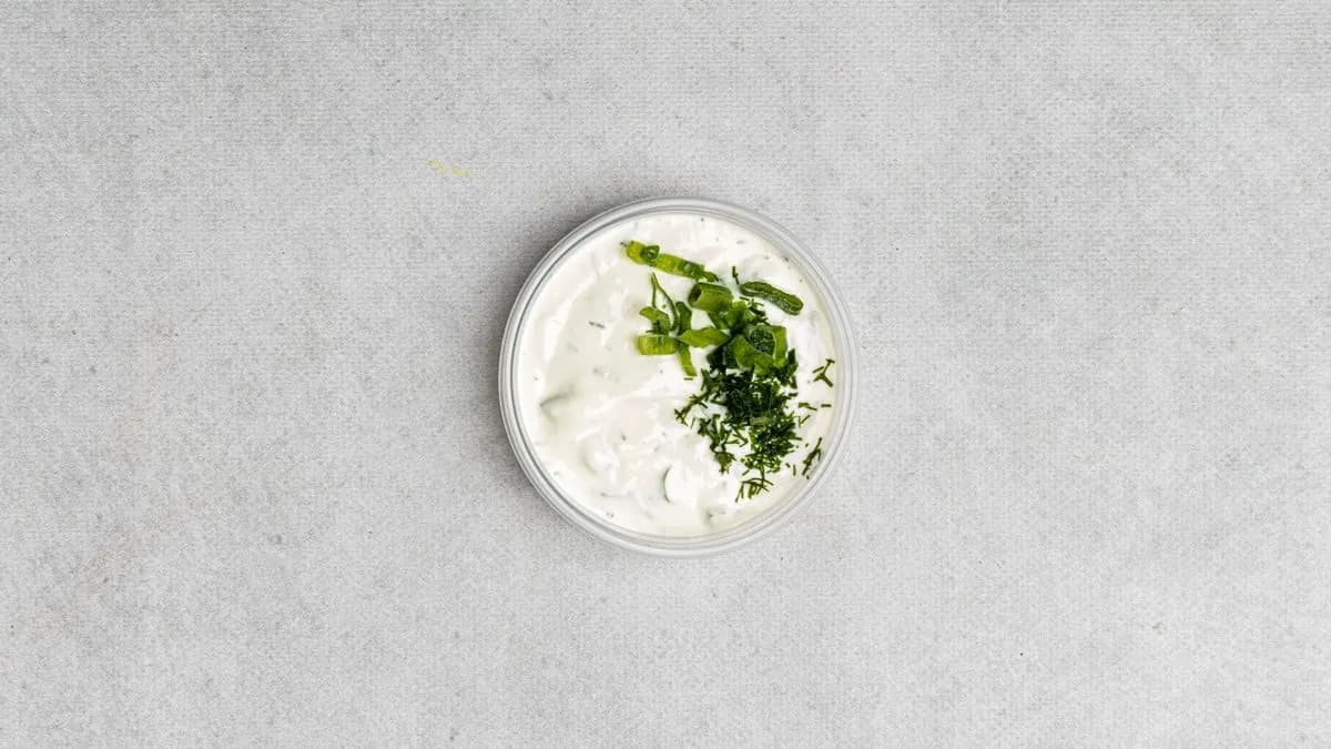 Sos jogurtowy