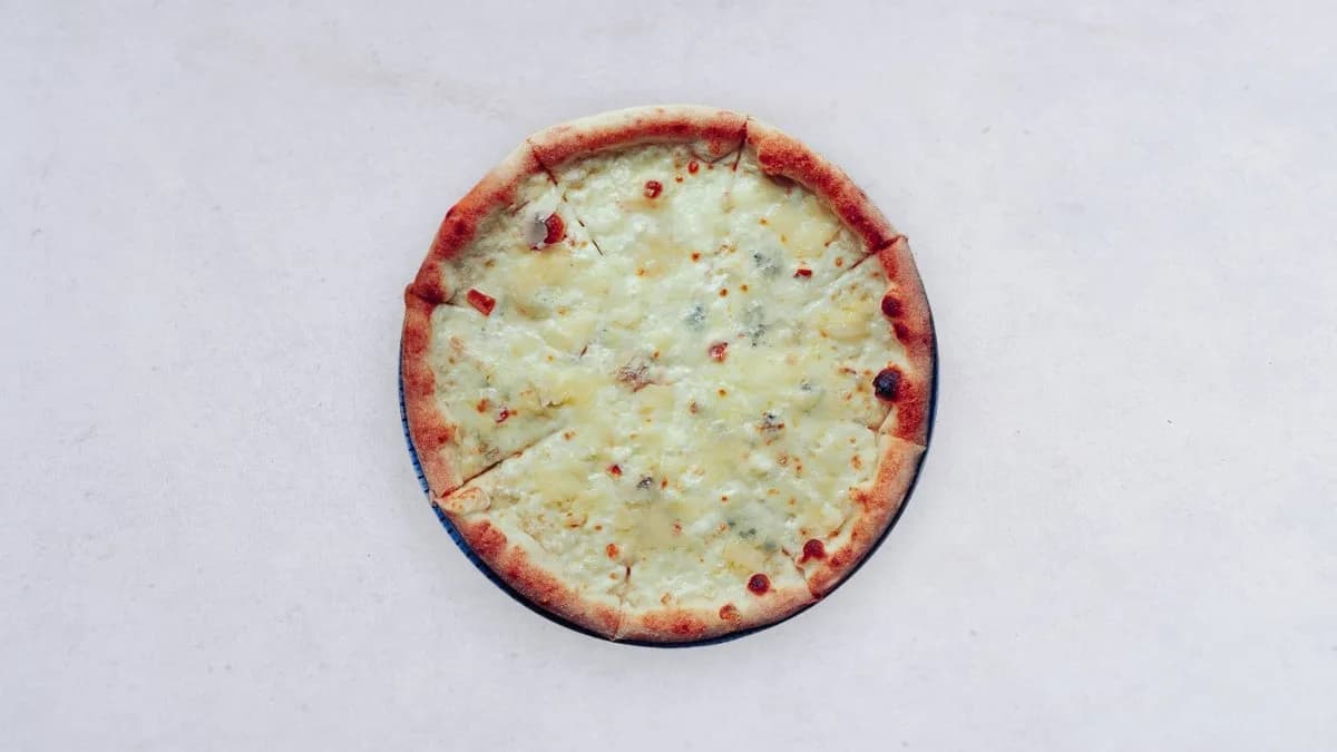 Pizza 4 Formaggi