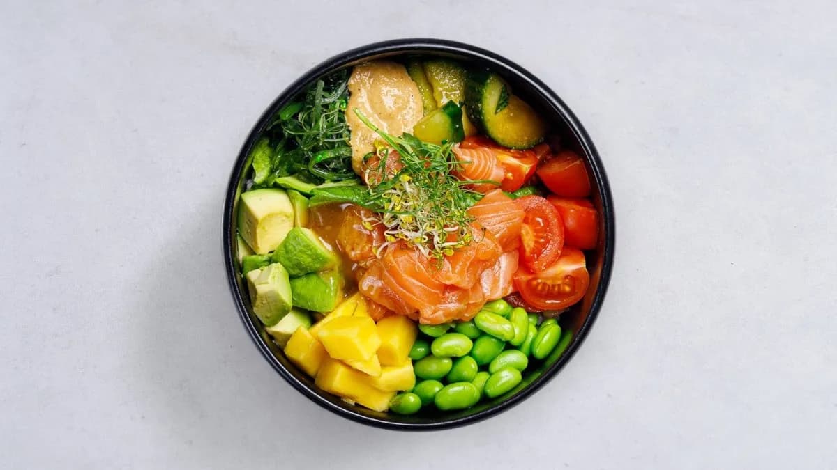 Bowl z łososiem