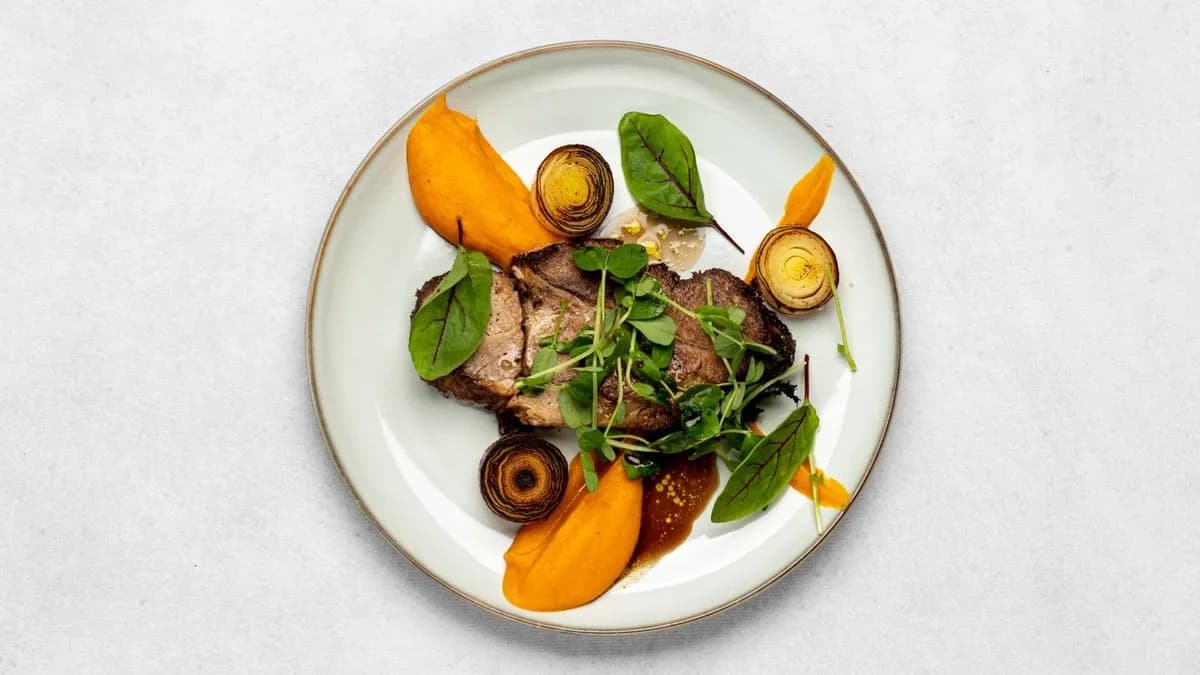 Wieprzowina duszona w sosie sojowym