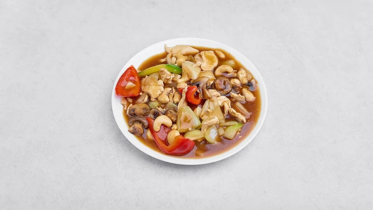 Kurczak z orzechami nerkowca